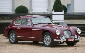 Aston Martin DB2/4 Sports Saloon 1953 года